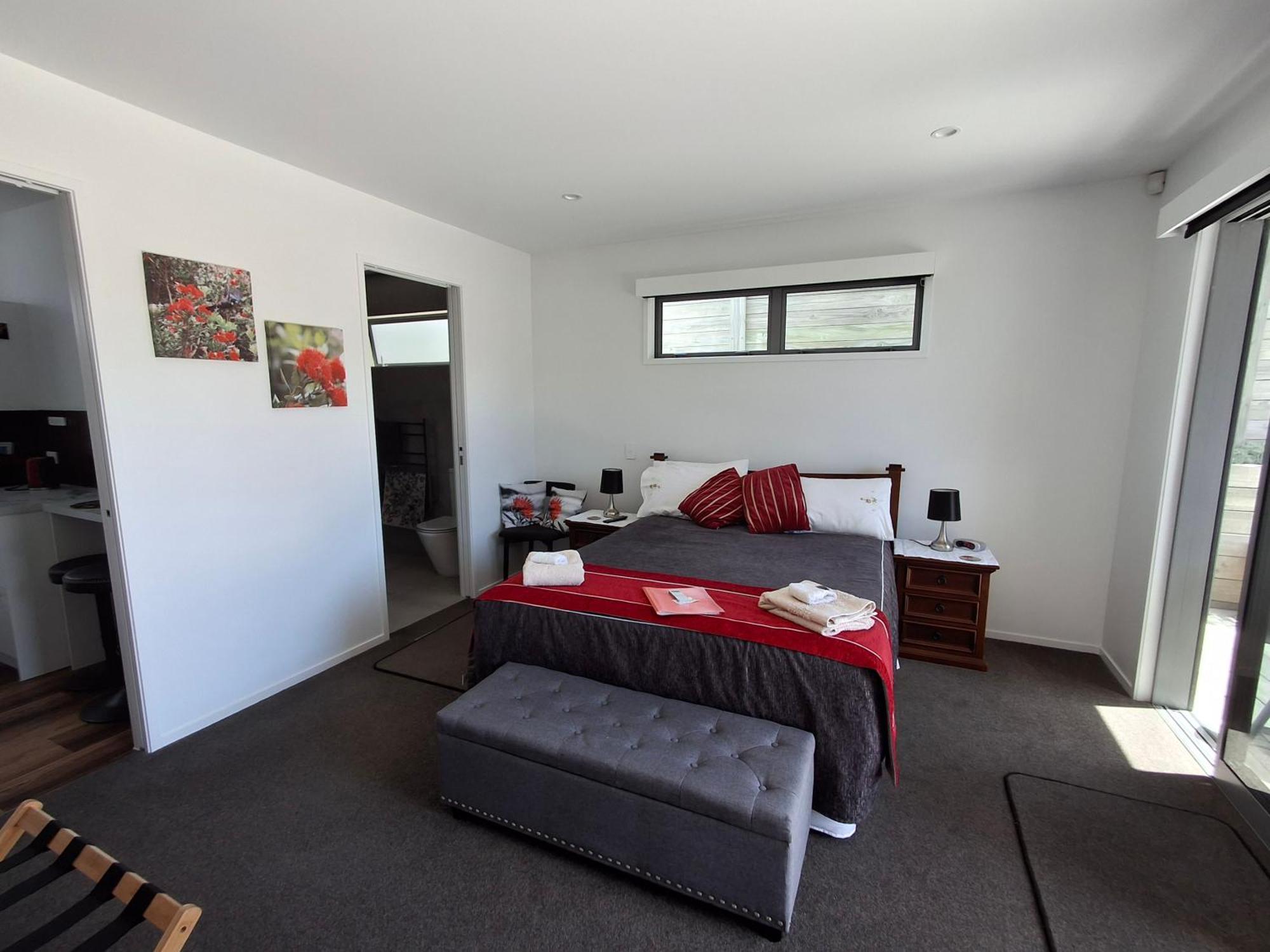 Papamoa Beach, Pohutukawa Deluxe Studio, On Hugoway Zewnętrze zdjęcie